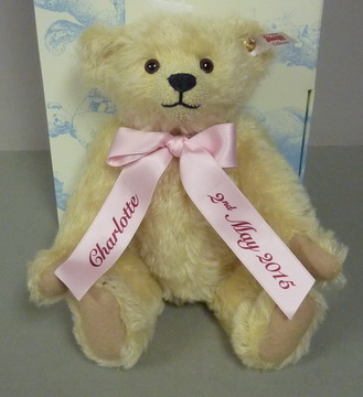 EAN 664922: Steiff mohair Princess Charlotte Royal baby Teddy bear, vanilla