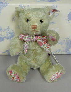 light green color teddy bear