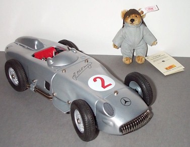 EAN 995651: Märklin Steiff mohair Driver Teddy bear with Märklin